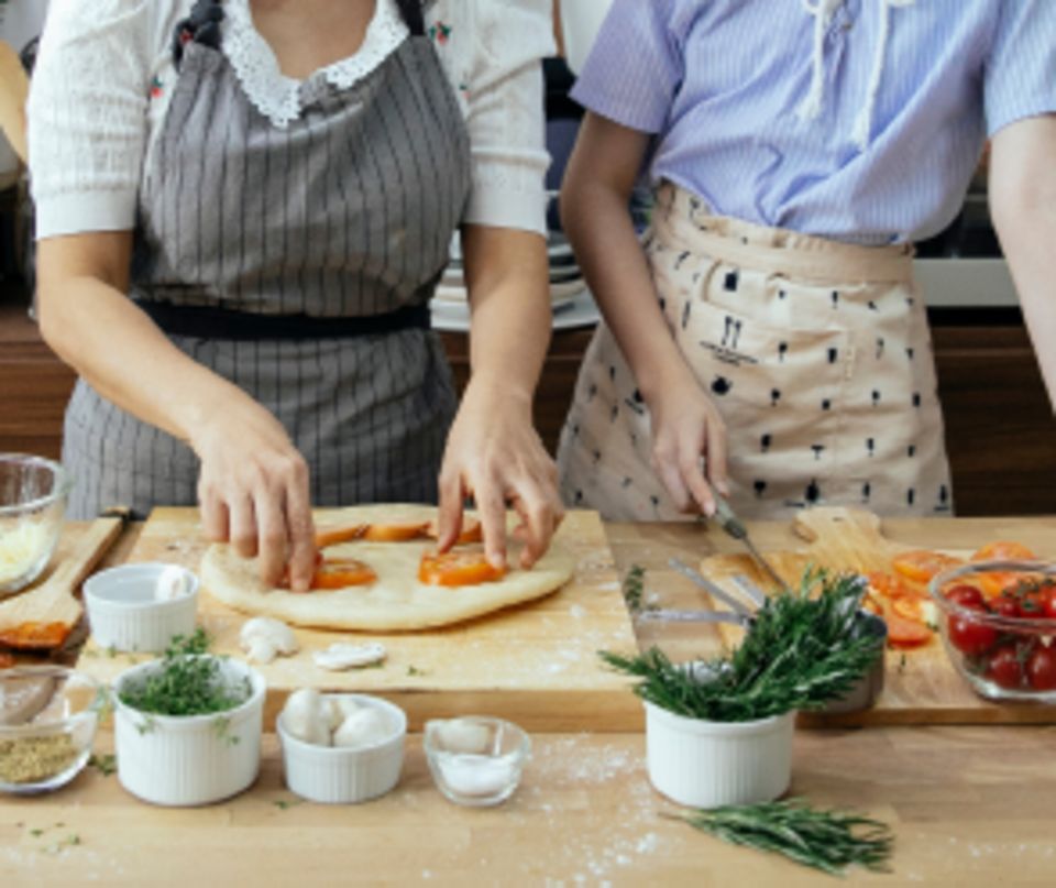 two-ladies-cooking-for-the-holidays